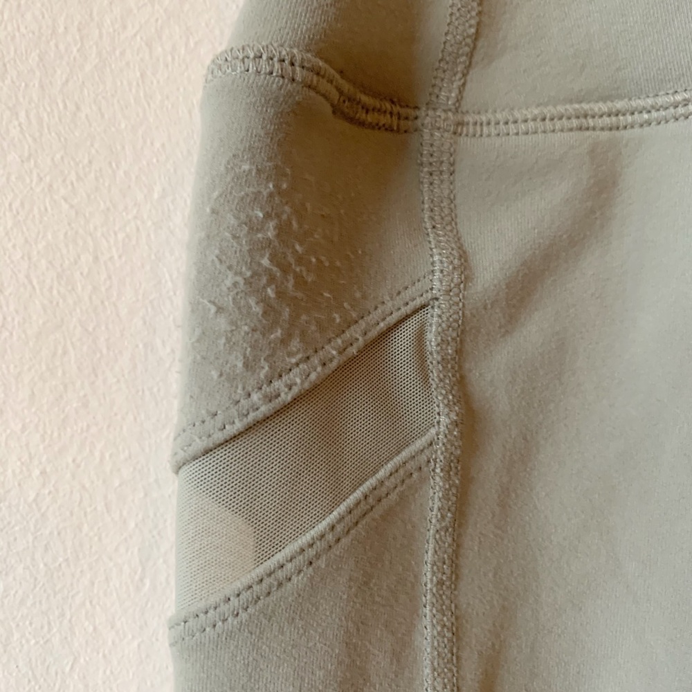 Alo Yoga mid rise beige mesh legging 7/8 - Picture 8 of 8
